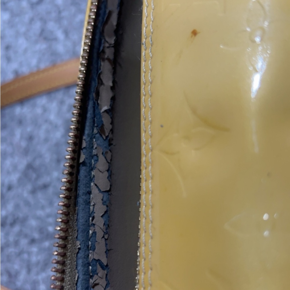 Louis Vuitton Monogram Vernis Bedford bag - Picture 9 of 10